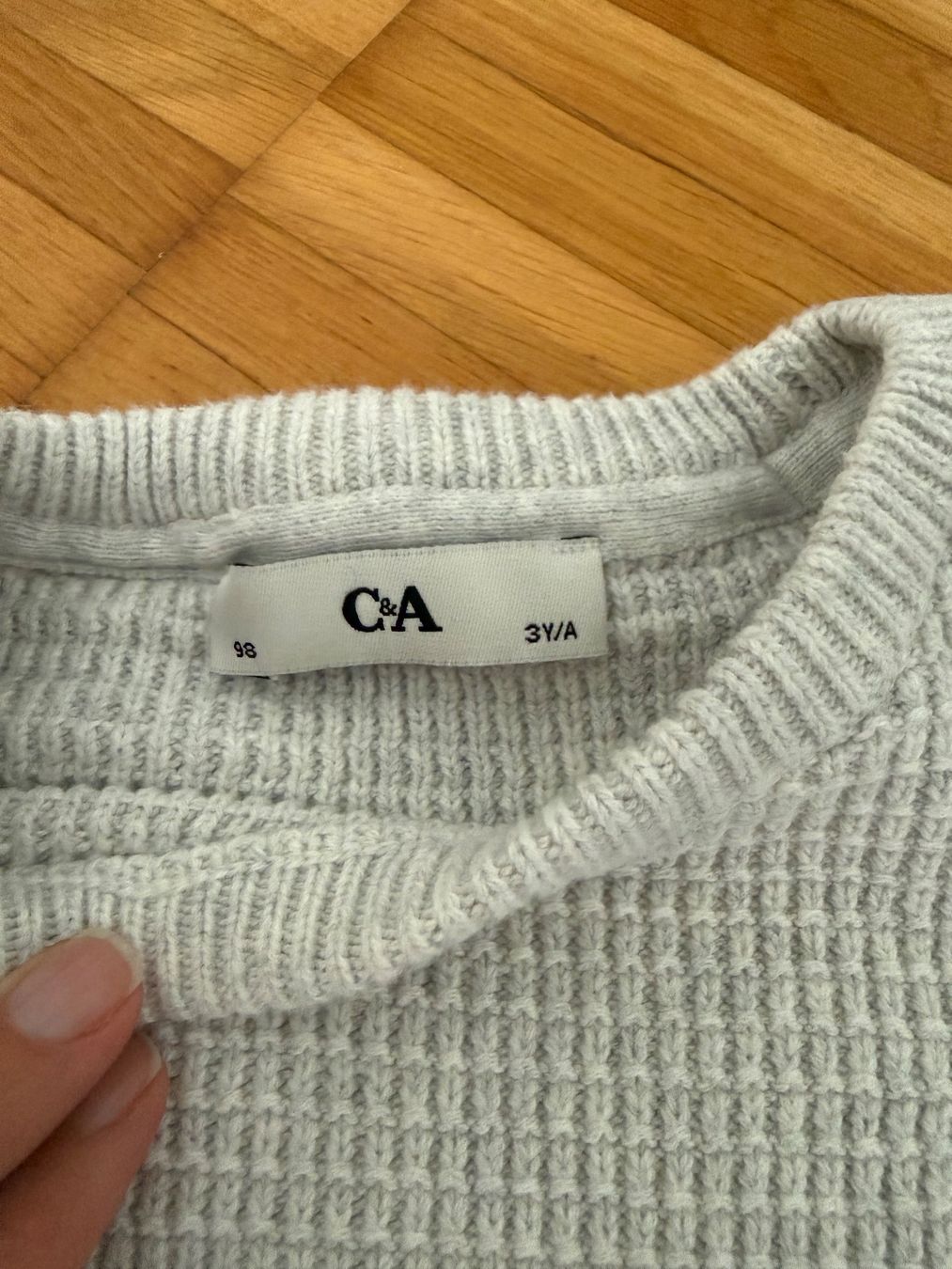 C&A Pullover & Sweatshirts: C&A Strickpullover Gr 98 – Gebraucht aus Richterswil von Eunoia85 1