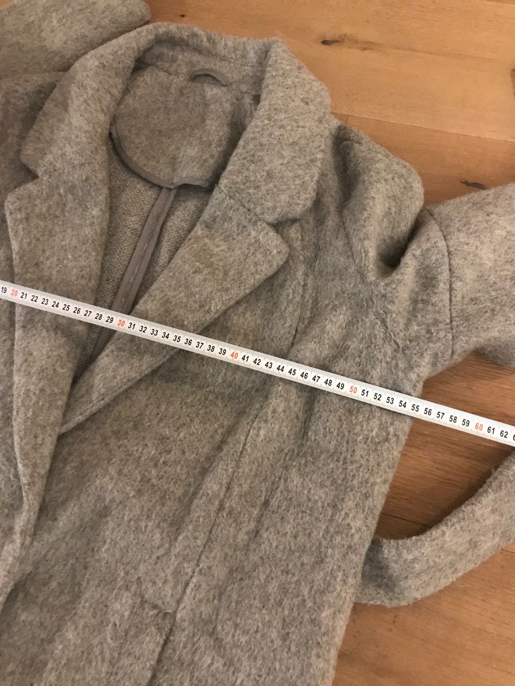 Cappotti: Damen Mantel Gr. 38 Grau – Usato da Affoltern am Albis venduto da variablend 6