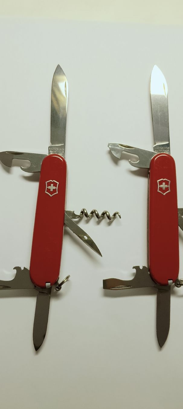 Victorinox Taschenmesser: 4x Victorinox Sackmesser verschiedene  – Gebraucht aus Biel/Bienne von Vintage-timearts 2