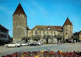 YVERDON Le Château - Auto