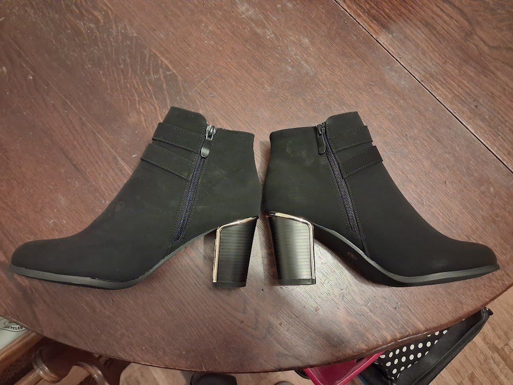 Damenschuhe: Bottines noire 41 – Neu und originalverpackt aus Genève von Bell-47