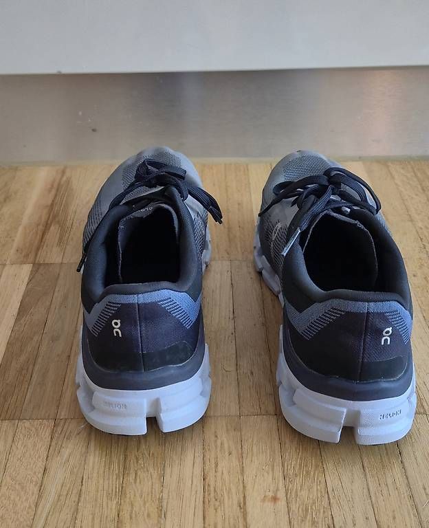 Damenschuhe: On Cloudflow 38.5 – Gebraucht aus Dielsdorf von Patricia_Wirz 1