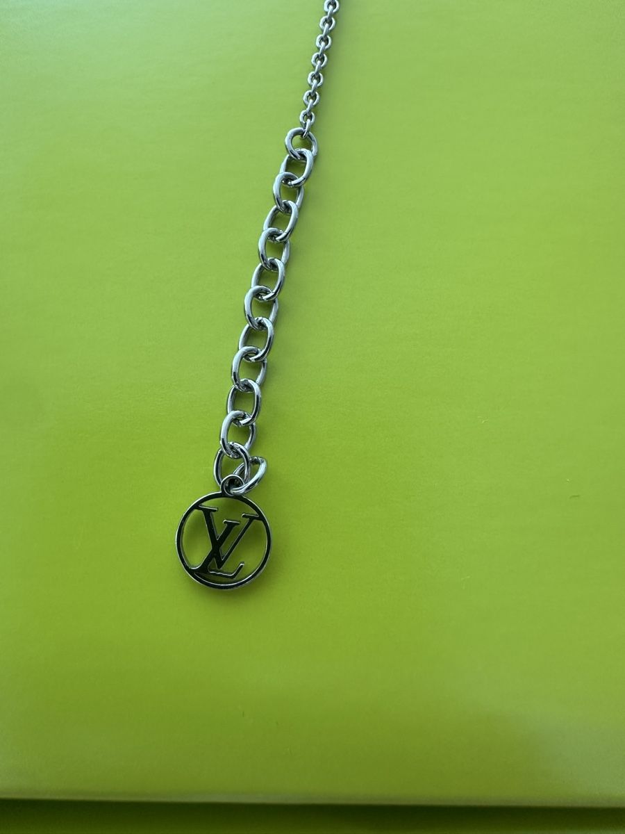 Louis Vuitton Bracciali & Braccialetti: Armband Louis Vuitton Essential V Palladium – Nuovo (secondo la descrizione) da Winterthur venduto da su_4assd 3