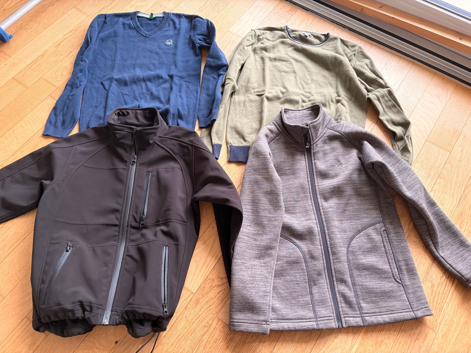 Lotti & Set di vestiti: Boys Kleider Paket 23 pieces – Usato da Münchenstein venduto da ArleneLM 2