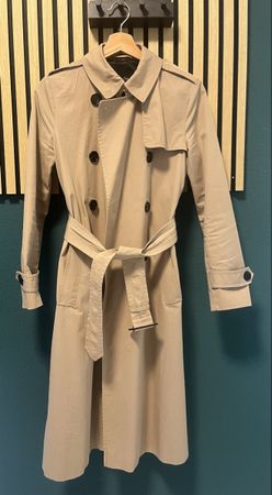 Massimo Dutti Trenchcoat Doppelreiher Grösse XS