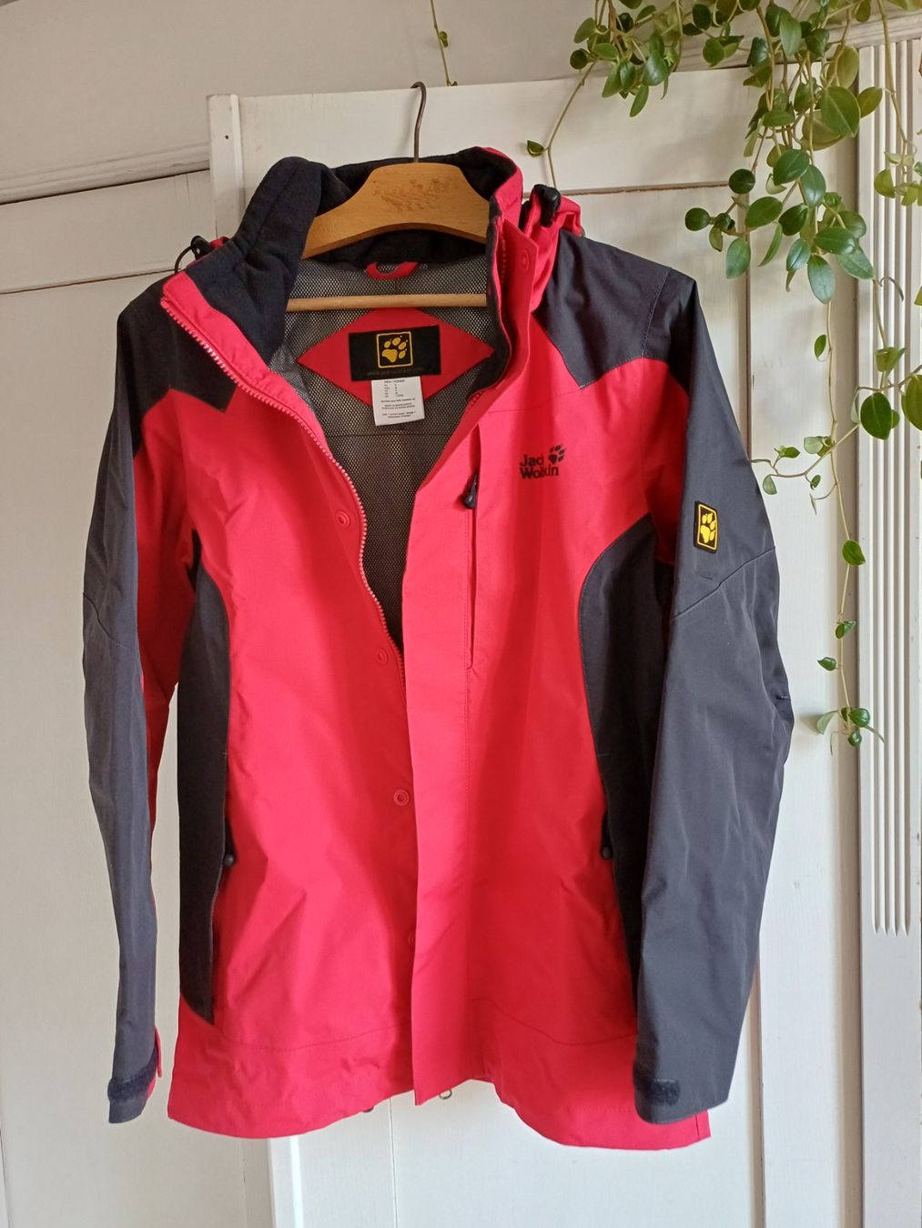 Jack Wolfskin Jacken: Herren Jacke Jack Wolfskin rot S – Neu (gemäss Beschreibung) aus Elgg von Flurinal 1