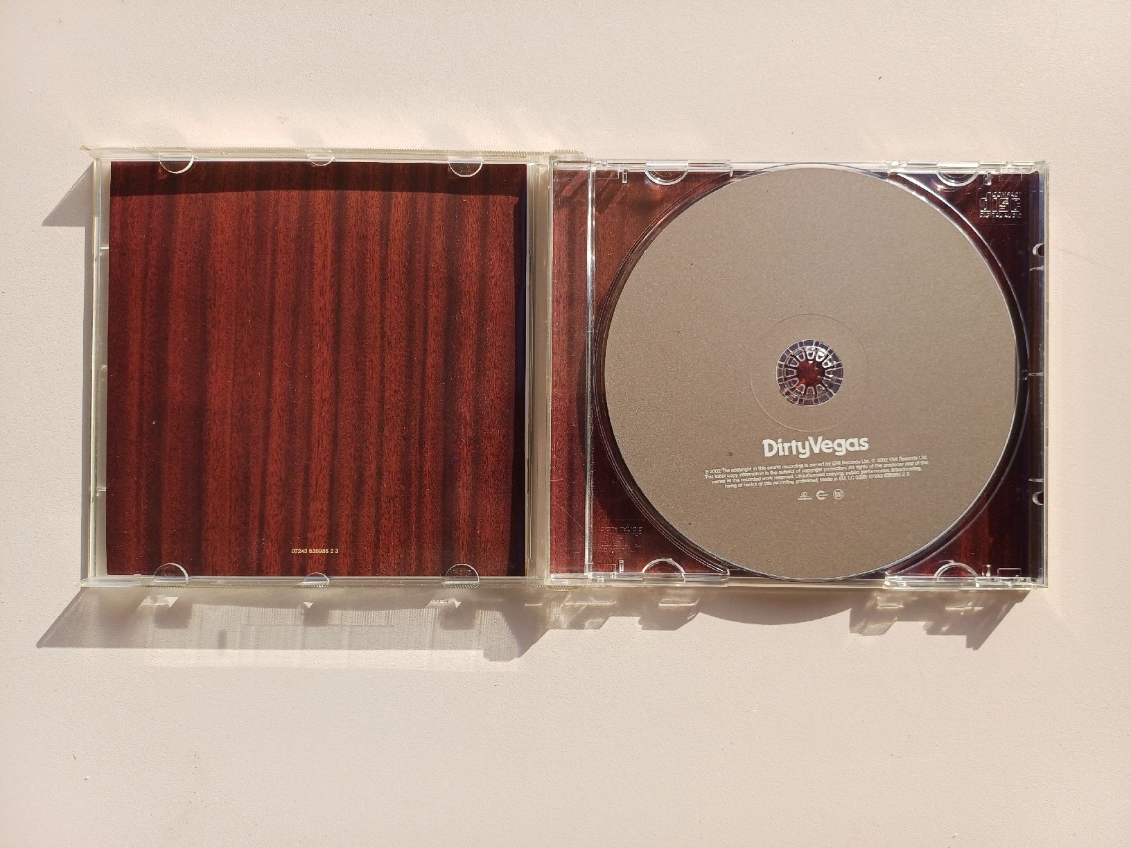 CD: Dirty Vegas - CD – Usato da Begnins venduto da Drastic-Sound 2