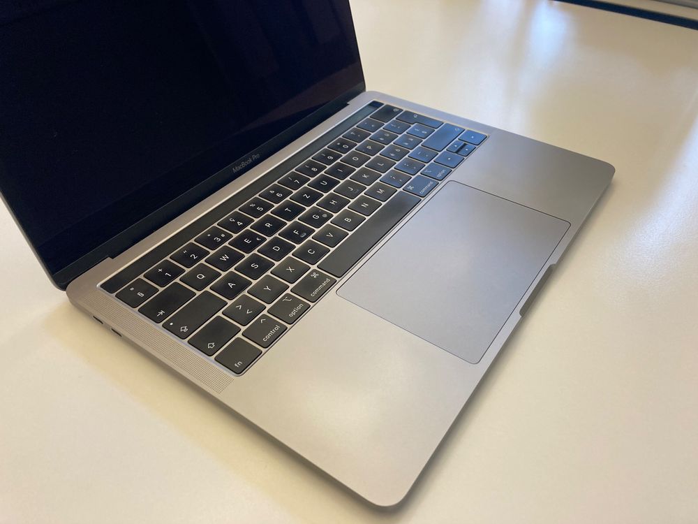 MacBook Pro 13“ 2.8 GHz i7, 16GB, 512GB, 2019, SpaceGrau | Kaufen auf ...