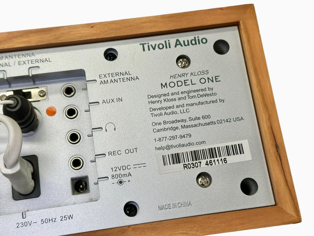 TIVOLI Audio MODEL ONE Henry Kloss Tom DeVesto radio AM/FM Kaufen auf
