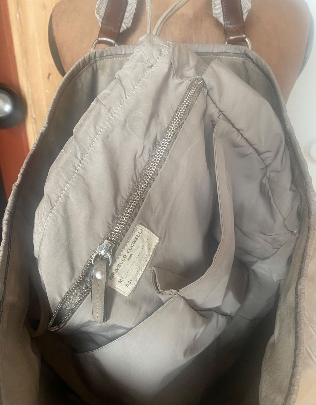 Brunello Cucinelli Borse da donna: BRUNELLO CUCINELLI Shopper, beige Wildleder – Usato da Uster venduto da Koralle6 4