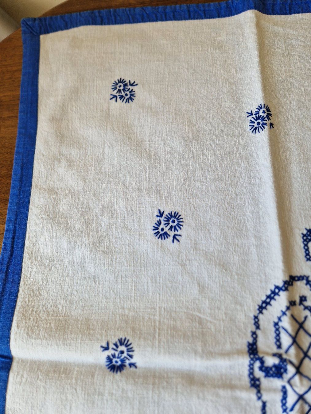Biancheria da letto: Wandbehang, Handbestickt – Usato da Bern venduto da Antikbatik 7