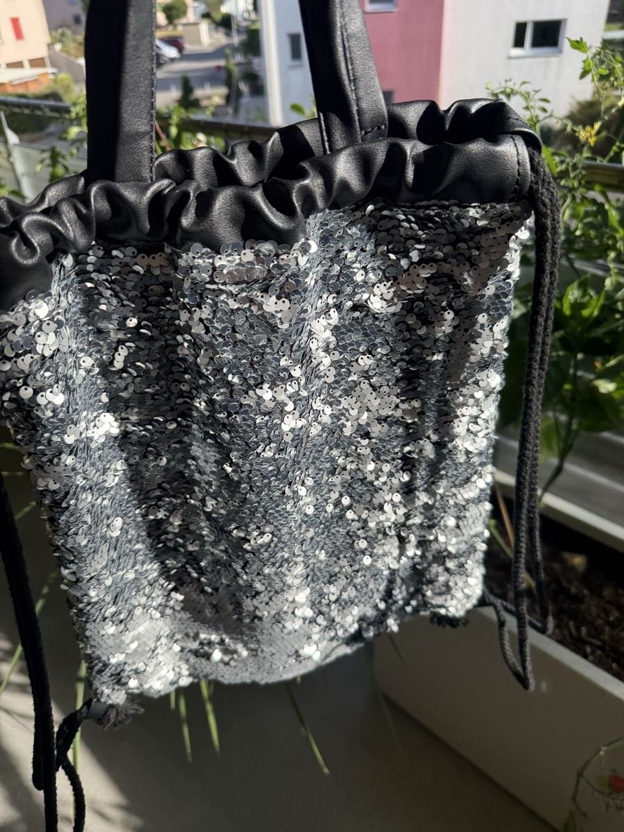 Borse: Glitzer Tasche Einkaufsack Rucksack  – Usato da Dagmersellen venduto da Eulito 2
