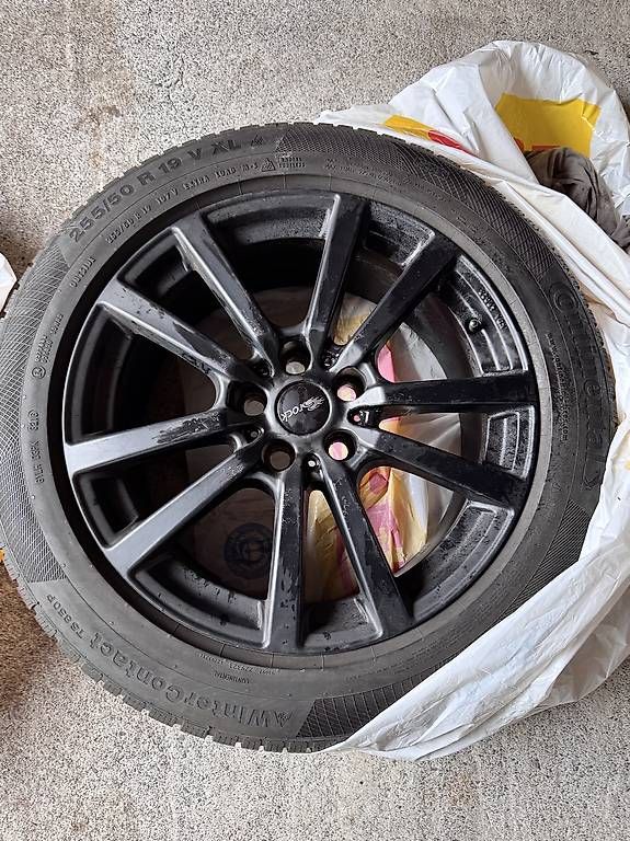 Land Rover Pneus & Kompletträder: Range Rover Sport Winter Räder – Gebraucht aus Flums von mojo265