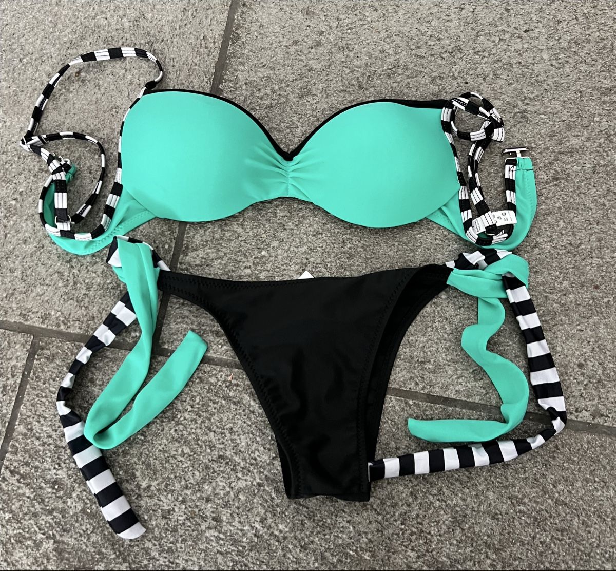 Badekleider & Bikinis: 5 Bikini Set Damen  – Gebraucht aus chur von Ika11 4