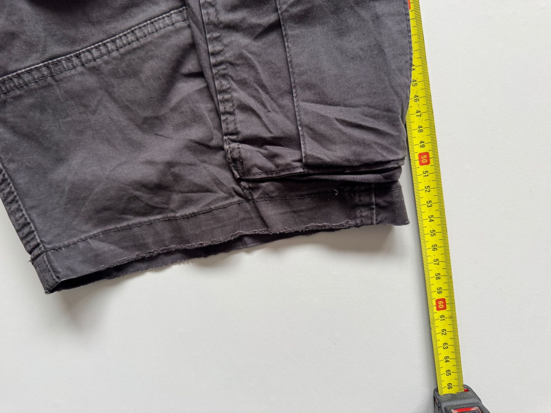 American Eagle Pantaloni: American Eagle Flex short Cargo W31 bermuda 6 pockets – Usato da Neuchâtel venduto da _Easy_to_Find_ 4