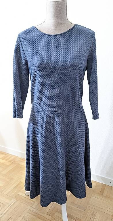 Kleider: Kleid blau – Gebraucht aus Mönchaltorf von lar_8s5g