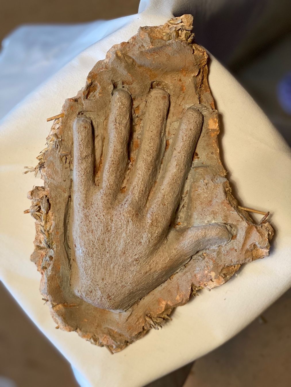 Skulpturen & Statuen: Magische Hand Skulpturen – Neu und originalverpackt aus Beromünster von dok_b8mf