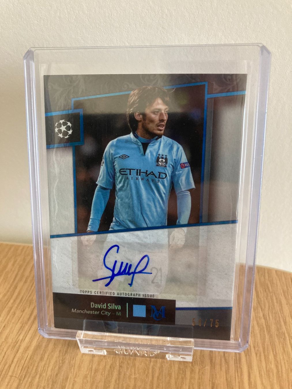 Topps Carte collezionabili: Topps Museum UEFA 24-25 - David Silva Auto /75 – Usato da La Tour-de-Peilz venduto da Tyalos_Cards