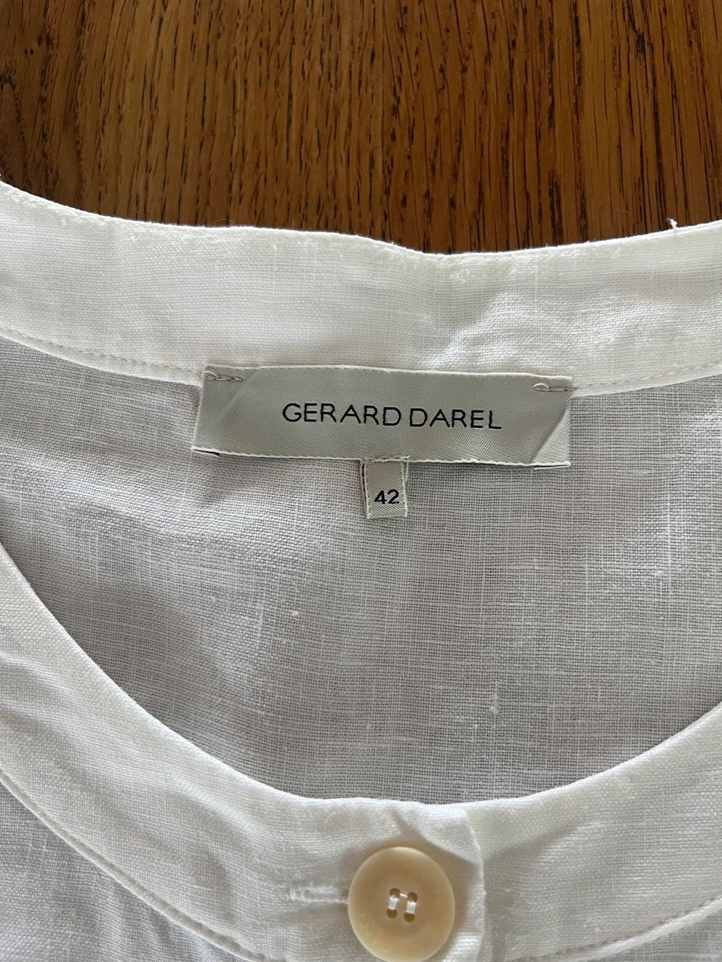Gérard Darel Vestiti: Weisses Leinenkleid von Gerard Darel – Usato da Stans venduto da valeriamanuela 2