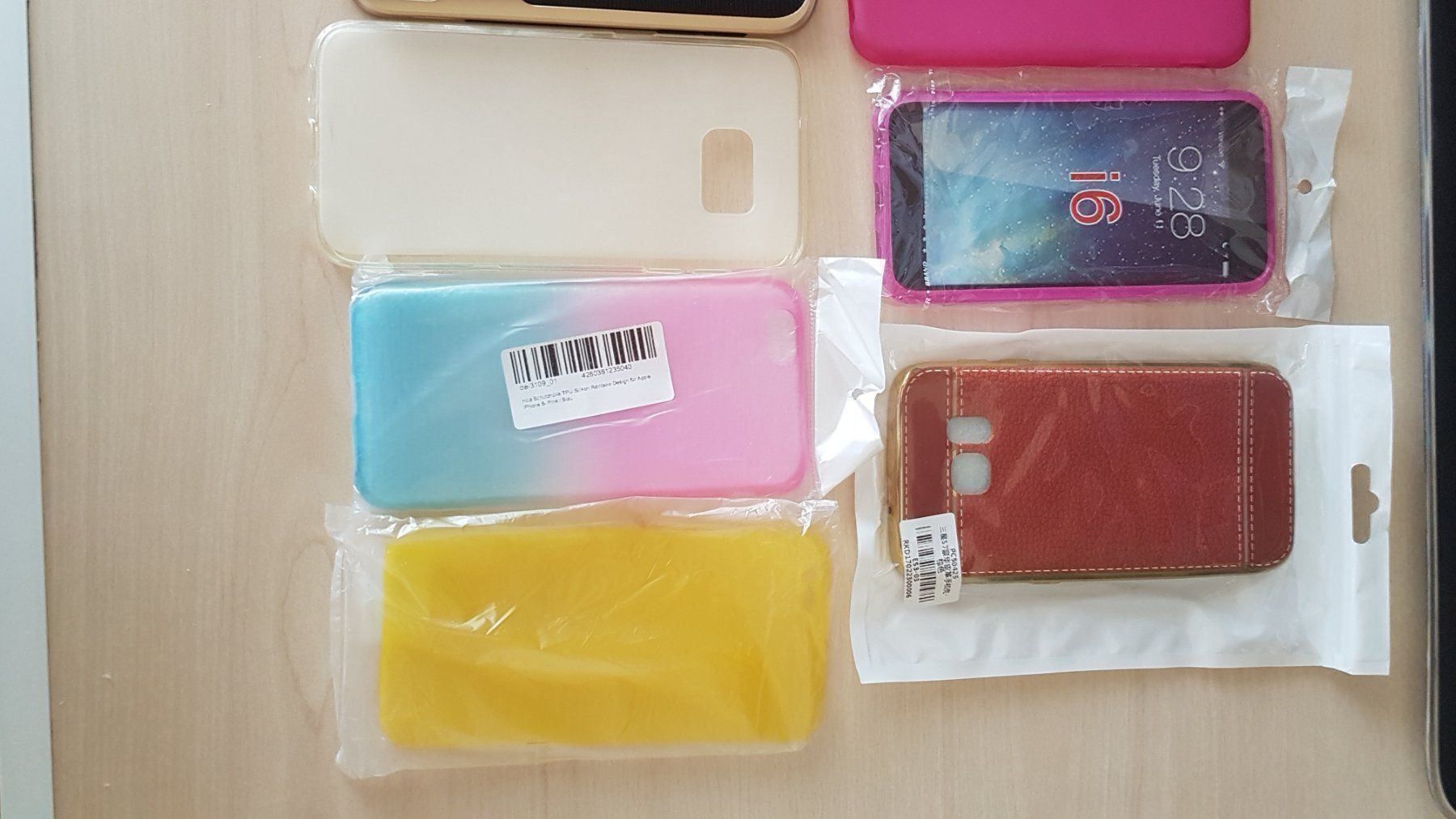 Cover & Protezioni schermo: div. Handycovers – Usato da Zürich venduto da Agios 3