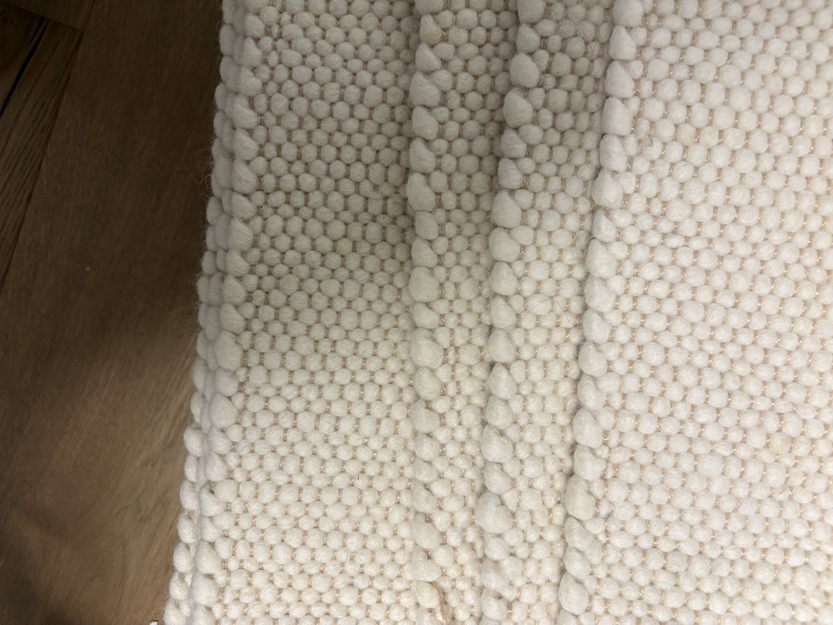 Tappeti: Teppich Wolle Gross – Nuovo e nell'imballaggio originale da Adlikon b.Regensdf venduto da Ven78