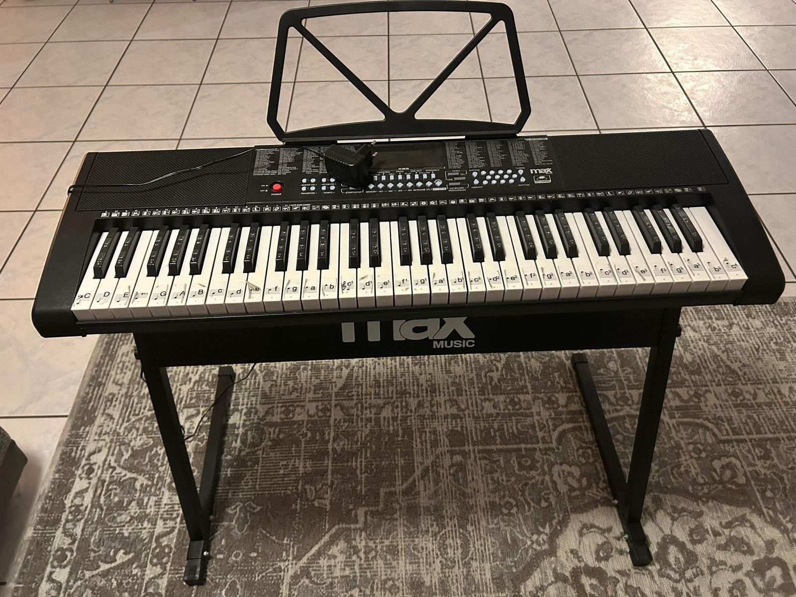 Tastiere: Clavier Max Music 61 clés état neuf! – Usato da Ipsach venduto da mcc_wy6d