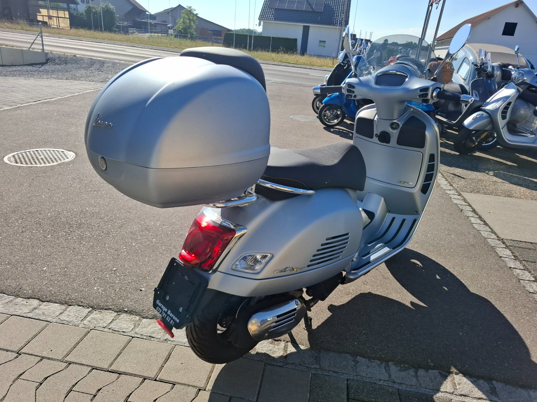 Piaggio Scooters: Piaggio Vespa GTS 125 Super Tech – D'occasion à Hefenhofen par Garage_Barone 2