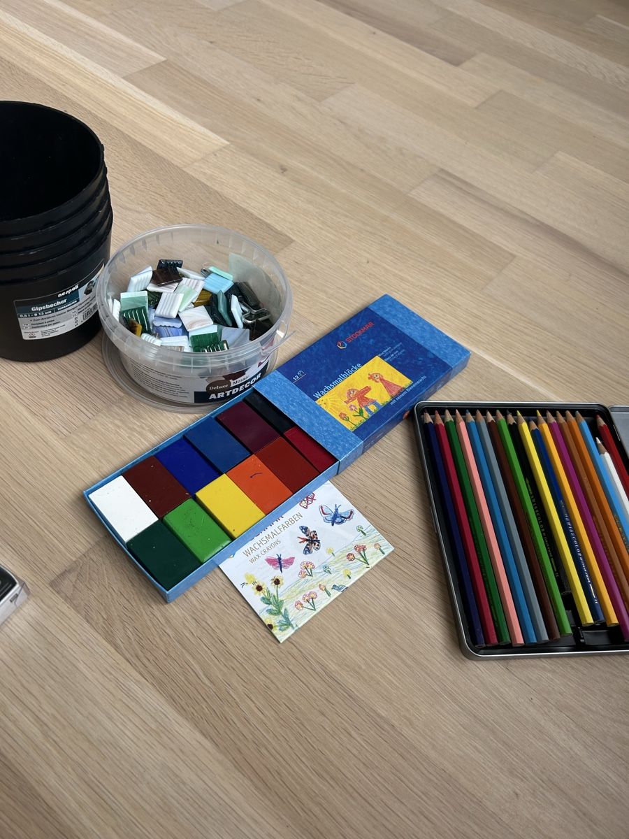 Kit bricolage: Grosses Bastel- und Malbedarfset – Usato da Zürich venduto da JN-MZ67676767 3