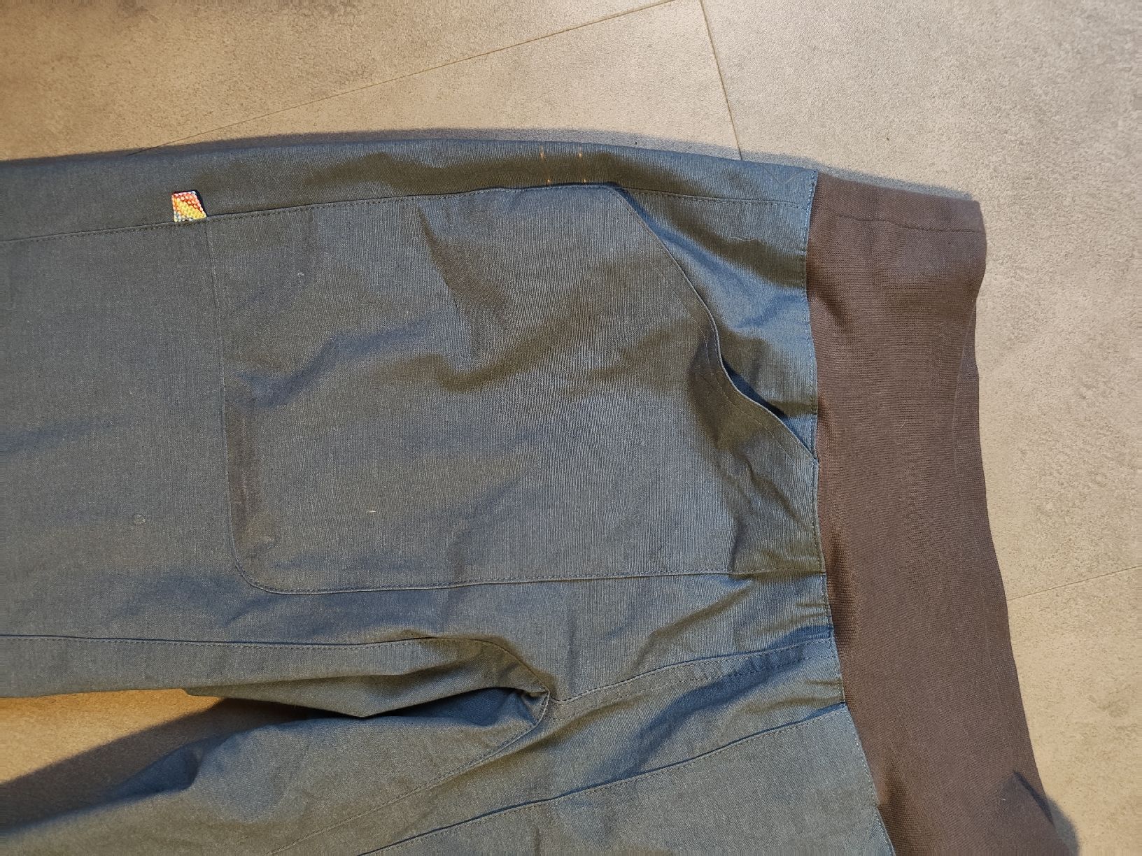 Edelrid Pantaloni: Boulderhose EDELRID blau grau Grösse S – Nuovo (secondo la descrizione) da Au TG venduto da Michelle_9711 1