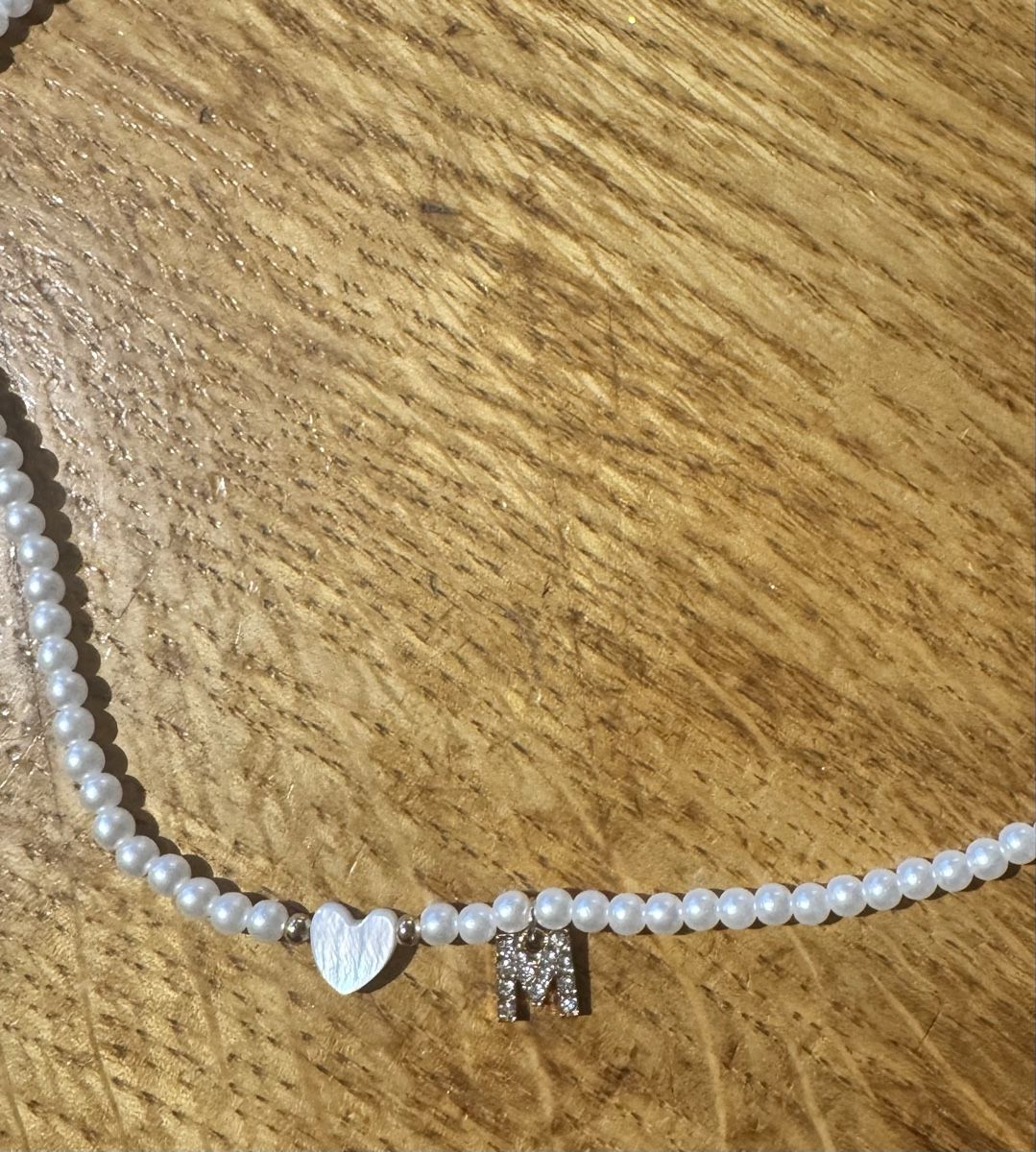 Catenine: Halskette mit Buchstabe M – Usato da Siebnen venduto da koschitoschi 1