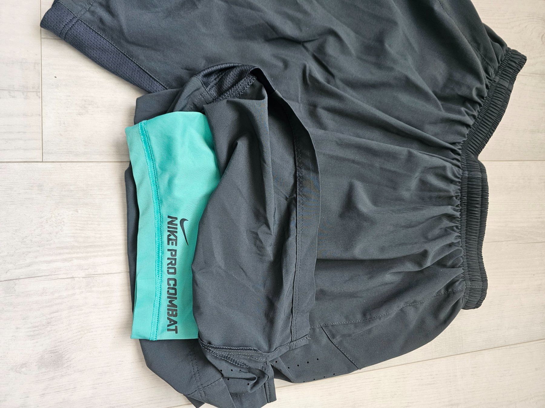 Nike T-shirt: Nike Run Set – Nuovo (secondo la descrizione) da Port venduto da sold54 6