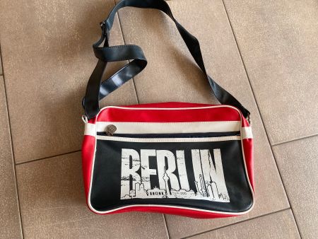 Umhängetasche Retro Berlin; NEU!