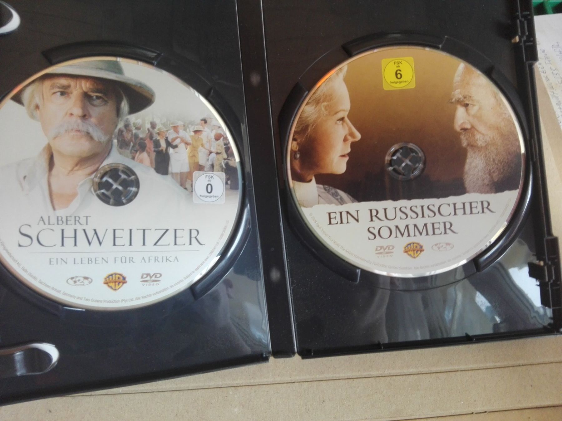 Tutti i DVDs: Albert Schweitzer + Ein Russischer Sommer  (2-Disc-Set) – Usato da St.Gallen venduto da elk2022 1