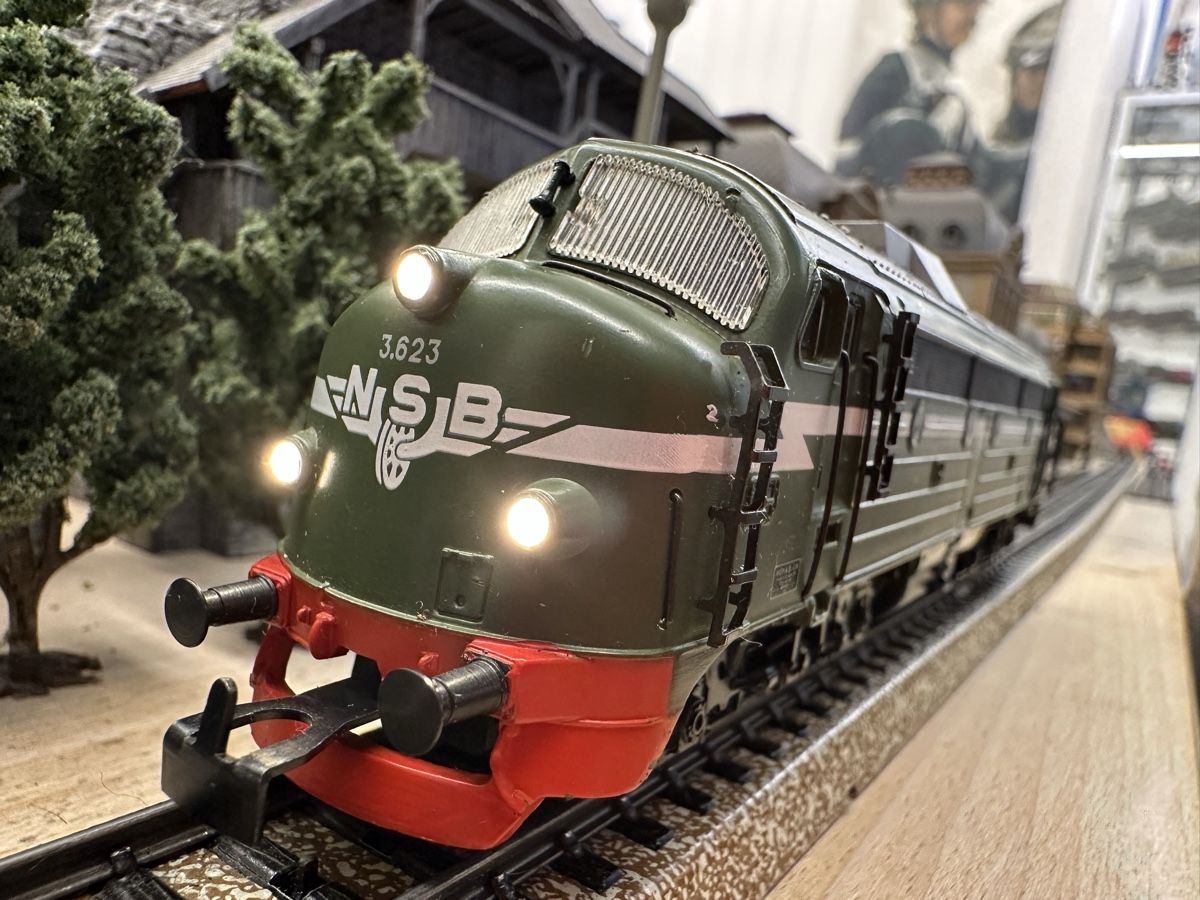 Märklin Modellini di ferrovie: Märklin 3137 NSB BR Litra Di 3a – Usato da Lupsingen venduto da New-Haven