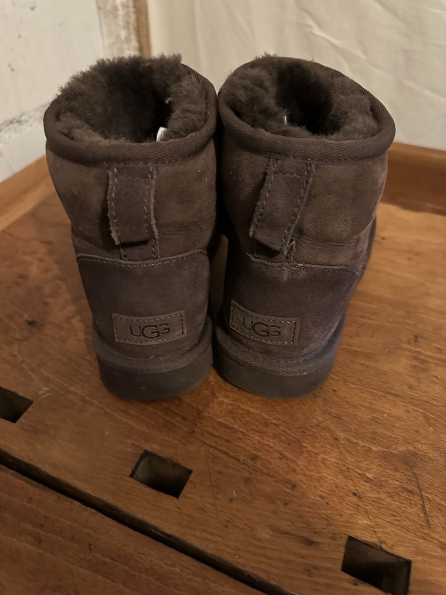 Ugg Scarpe da donna: Ugg Boots Chocolate Brown, Gr. 38 – Usato da Interlaken venduto da Stefano017 1