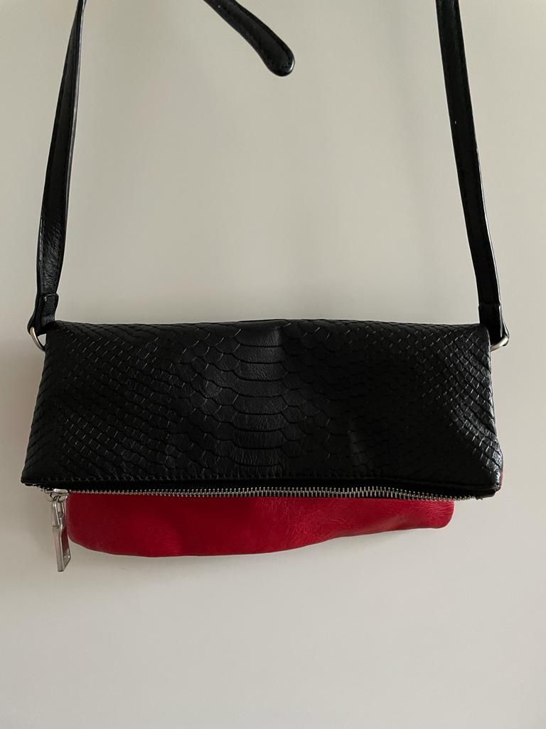 Taschen für Damen: Sac à main noir et rouge – Gebraucht aus Sion von edelweissse 3