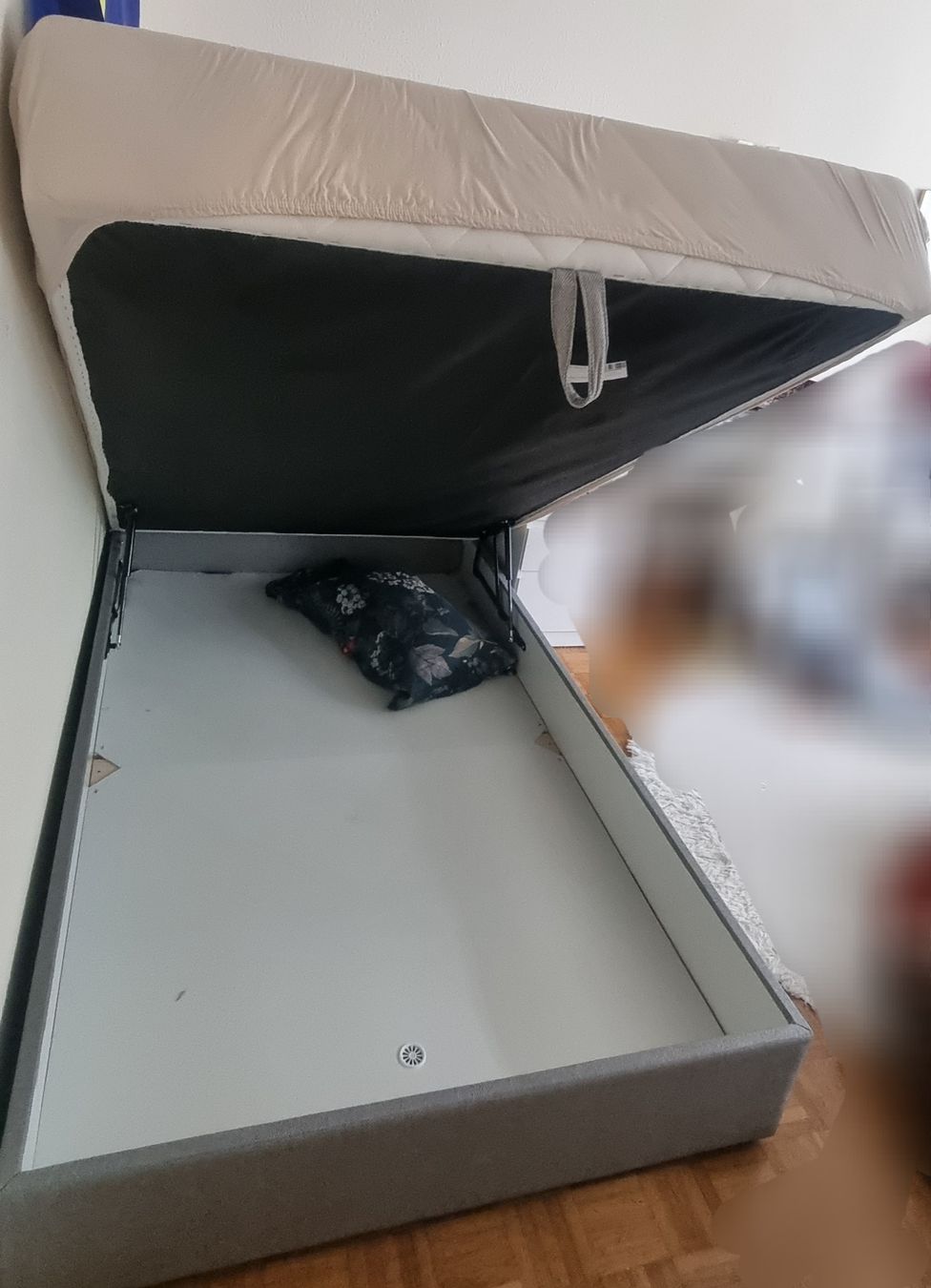 Betten: Boxspringbett 120x200 – Gebraucht aus Zürich von Unameka 1