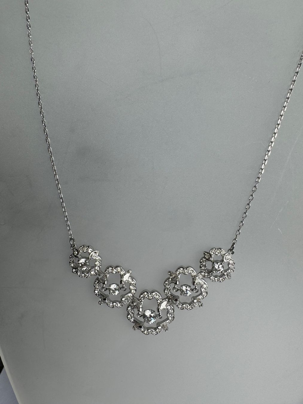 Swarovski Ketten: Swarovski Sparkling Dance Halskette – Neu (gemäss Beschreibung) aus Bern von Javero