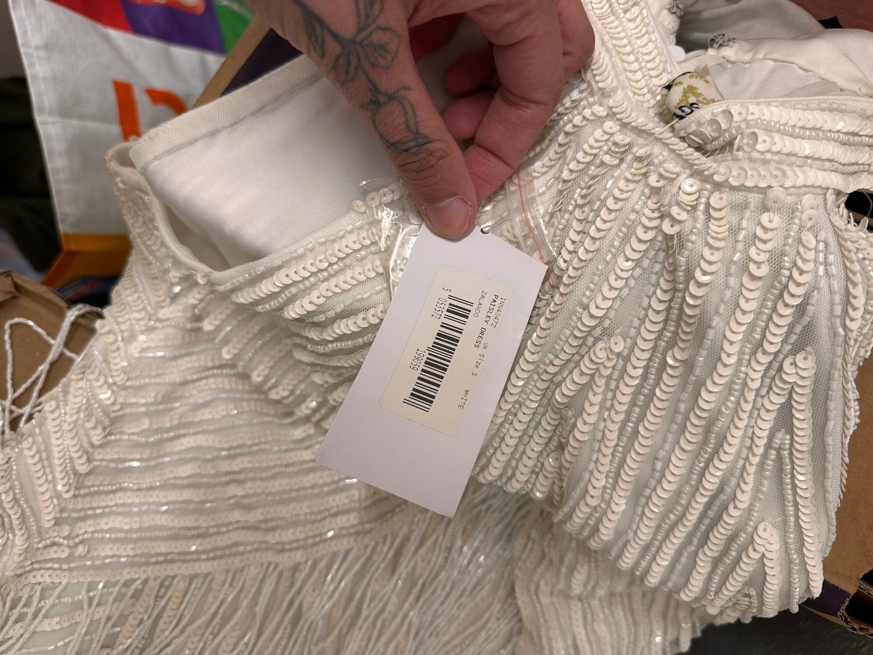 Vestiti: Weisses Pailletten Kleid – Usato da Zürich venduto da Naohmyxraphaela 1