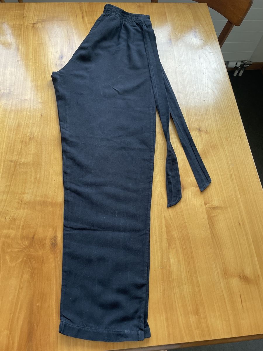 Jungle Folk Hosen: Schwarze Baumwollhose Jungle Folk Gr. S – Gebraucht aus Zürich von ehupp 6