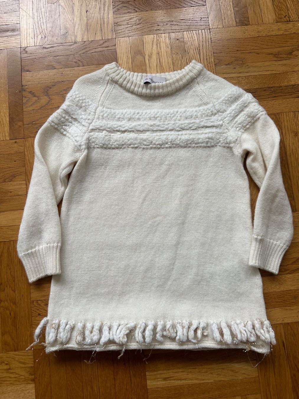 Moncler Maglioni & Felpe: Moncler Girl Pullover size 98 – Usato da Zürich venduto da Bybyana