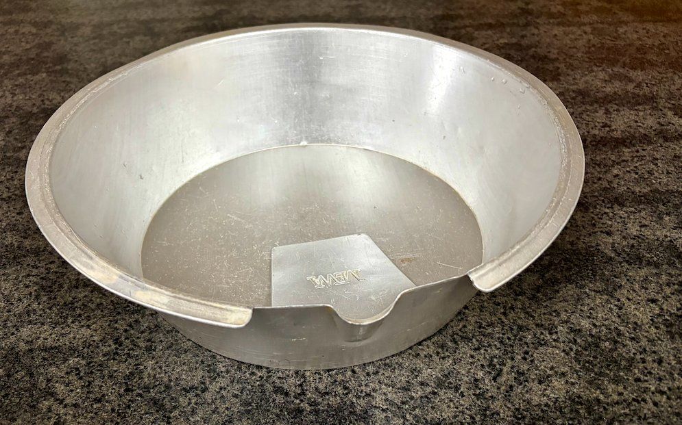 Komplettküchen: Ecrémeur MEWA en alu. – Gebraucht aus Châtillon JU von laoo 1