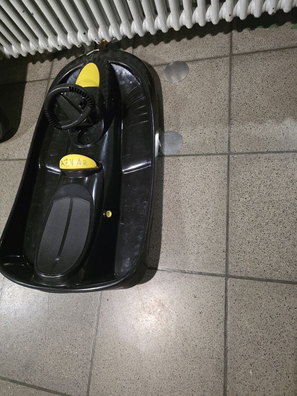 Altro: Black Snow Sledge with Steering Wheel! – Usato da Zofingen venduto da aaq_8zzt 1