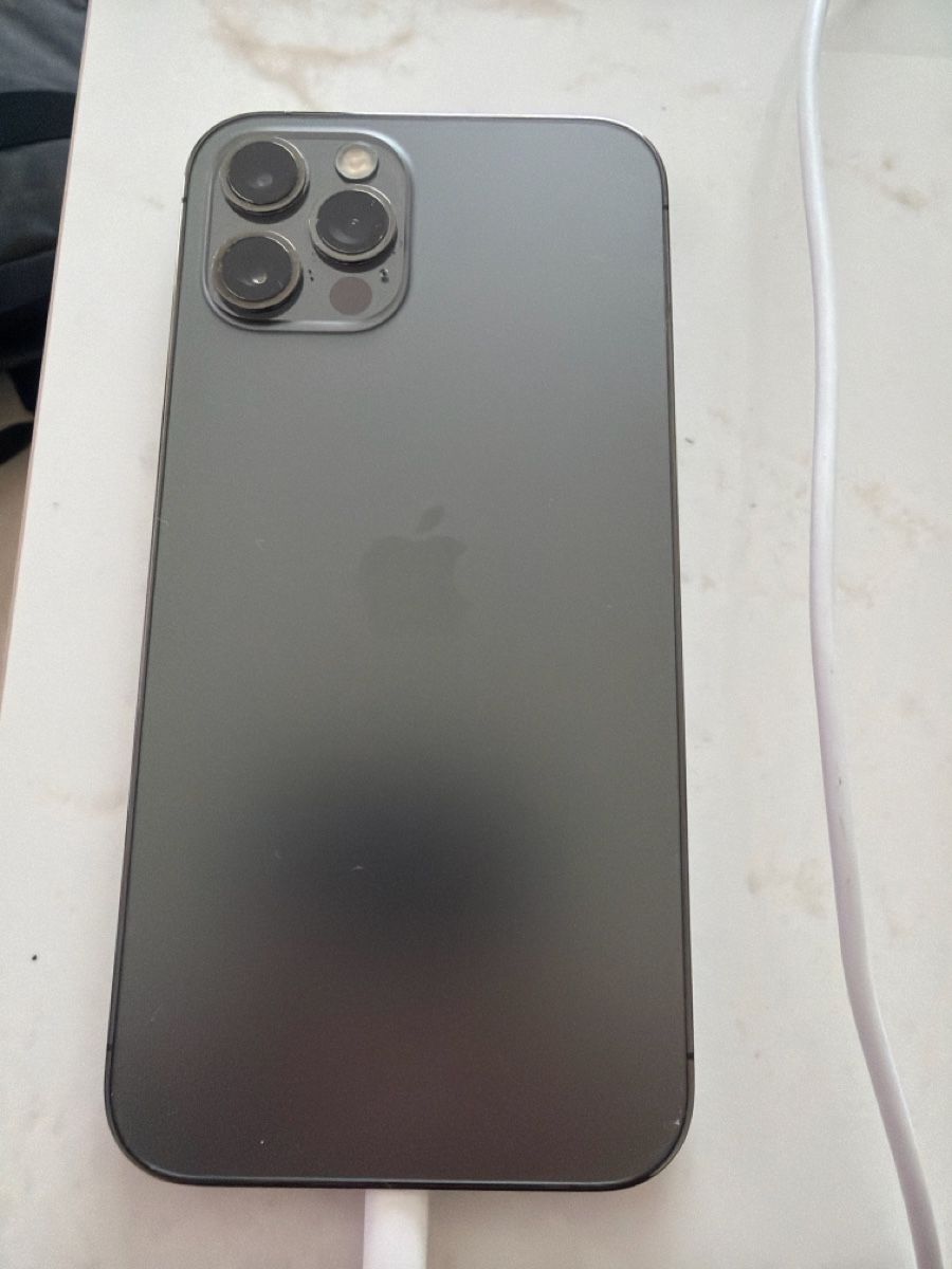 Apple Portables: iPhone 12 Pro 256GB Graphite – D'occasion à Ebikon par are_d9nd