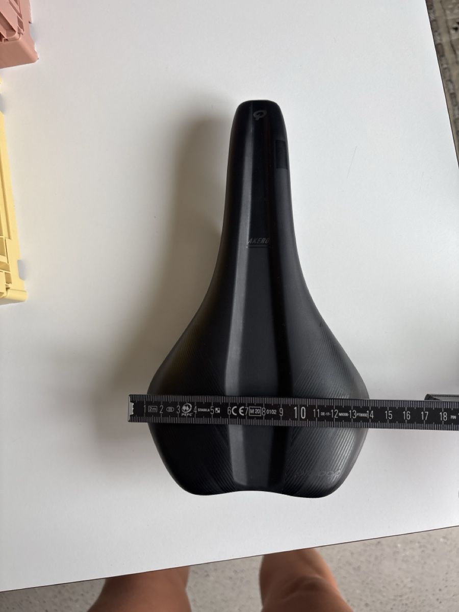 Pièces détachées: Selle de vélo Prologo Akero – D'occasion à Zürich par Manonard 1
