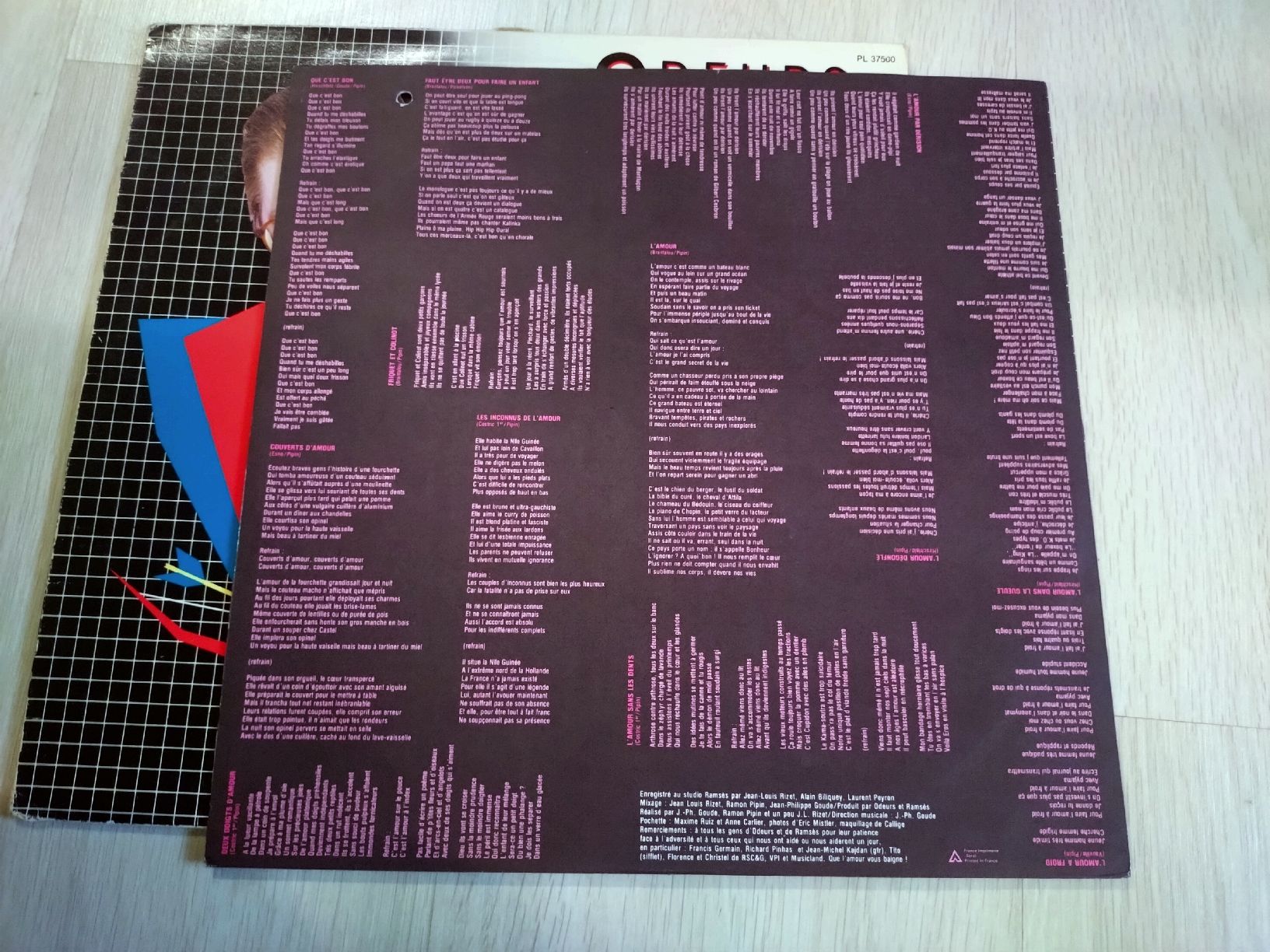 Dischi in vinile: Disque vinyle Odeurs De l'Amour LP  – Usato da Farvagny-le-Grand venduto da LaCaverne 7