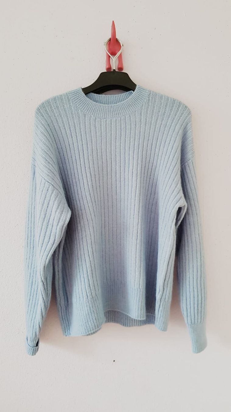 H&M Maglioni & Felpe: Pull bleu moelleux taille M H&M – Nuovo (secondo la descrizione) da Versoix venduto da aline_b