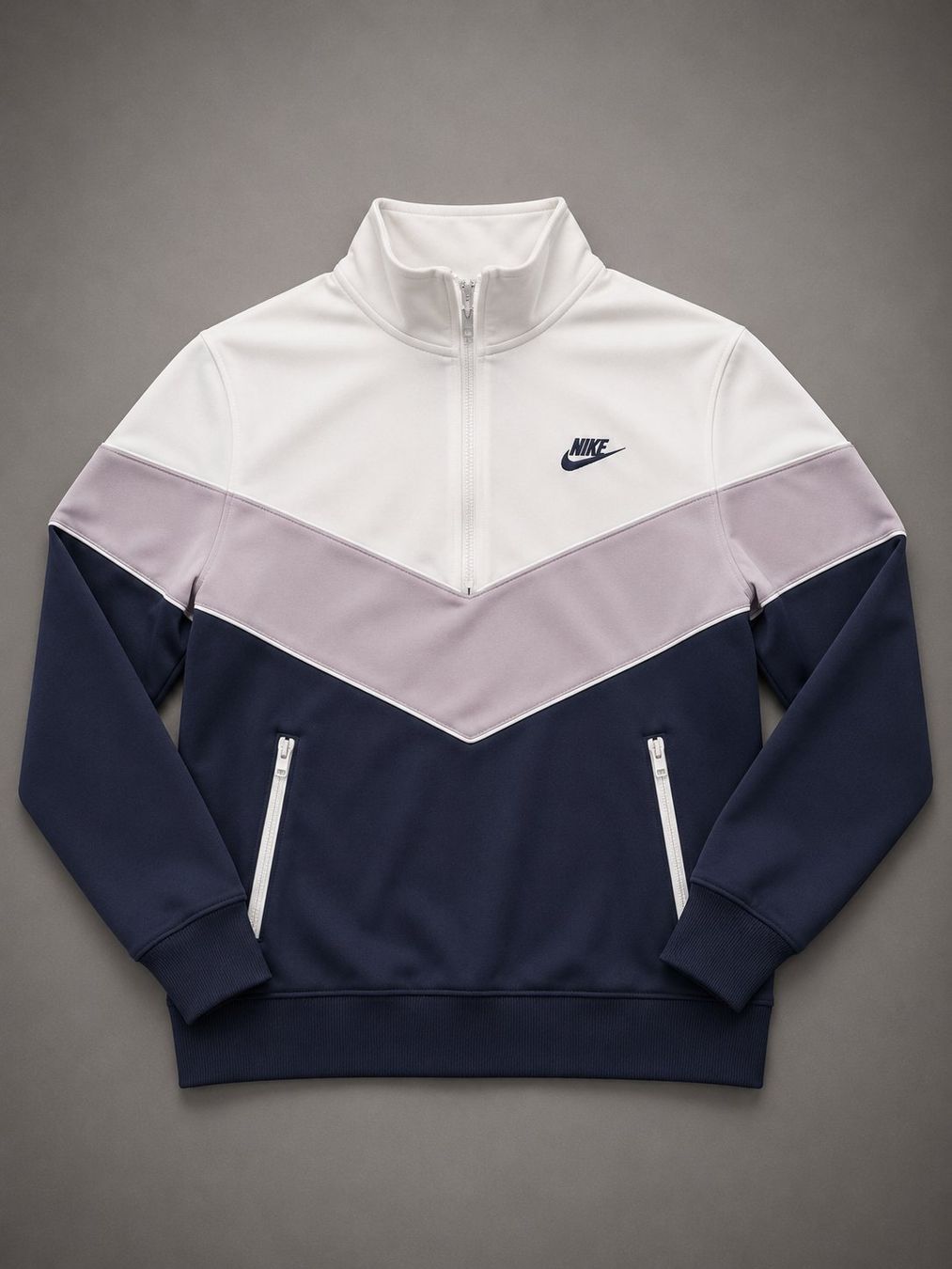 Nike Pulls & Sweat-shirts: Pull 1/2 Zip Nike Sportswear Colorblock Taille M – Neuf (Voir description) à Le Locle par sAm_2112