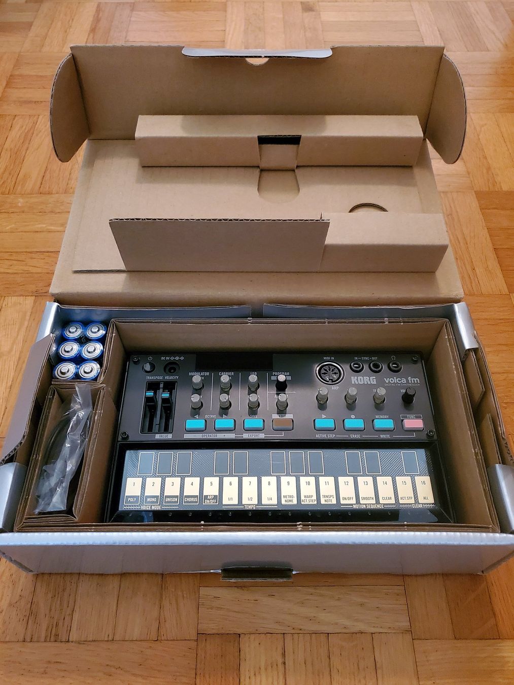 Korg Strumenti musicali: Korg VOLCA FM mit Netzteil – Nuovo (secondo la descrizione) da Gersau venduto da DoN.Roger 4