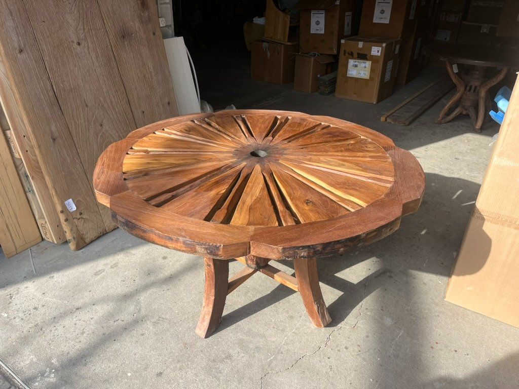 Tavoli: Runder Tisch mit Blattdesign Thai | LIQUIDATIONSVERKAUF – Nuovo (secondo la descrizione) da Alpnachstad venduto da ann_9vpm 6
